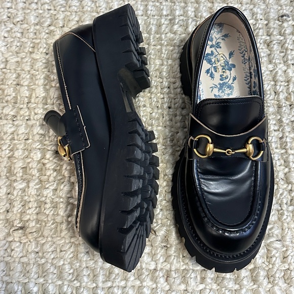 SOLD Like New Gucci Horsebit Lug Loafer 39 ( 8-8.5 US) - Picture 2 of 12